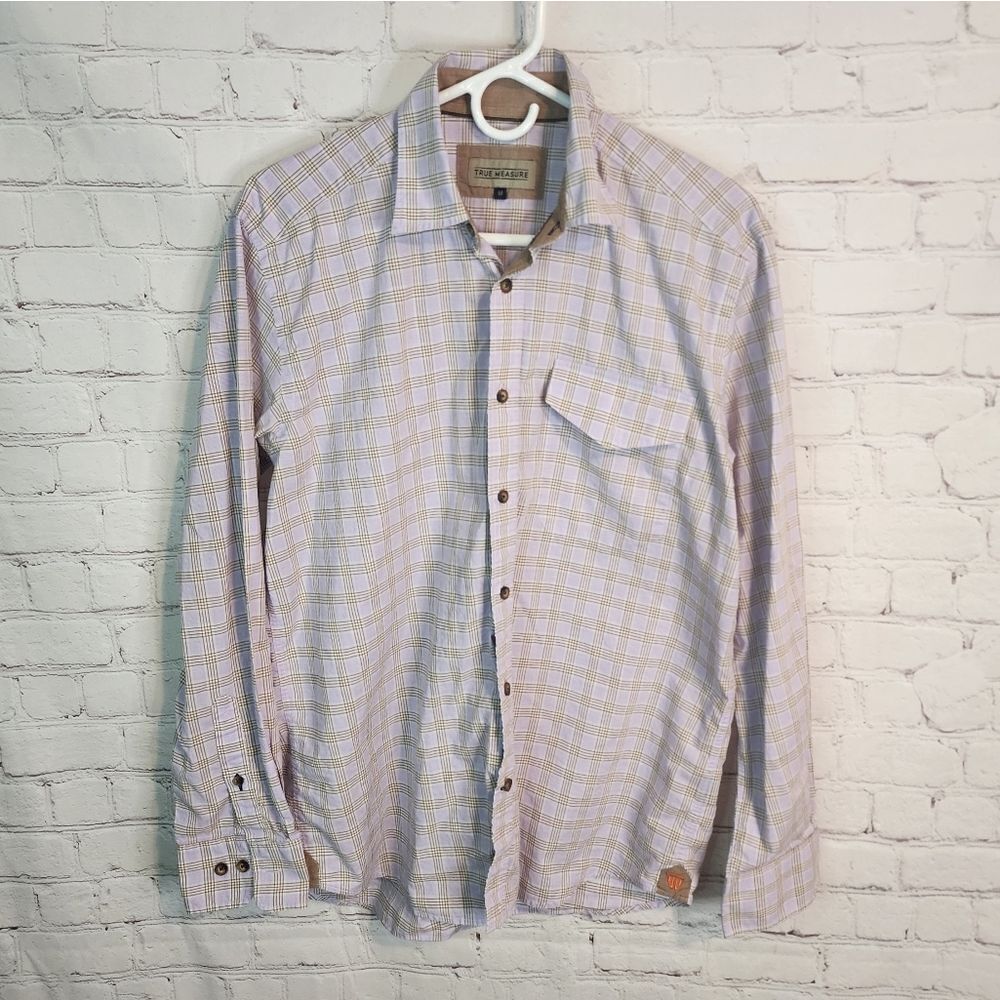 Men's True Measure button-down shirt, size Medium